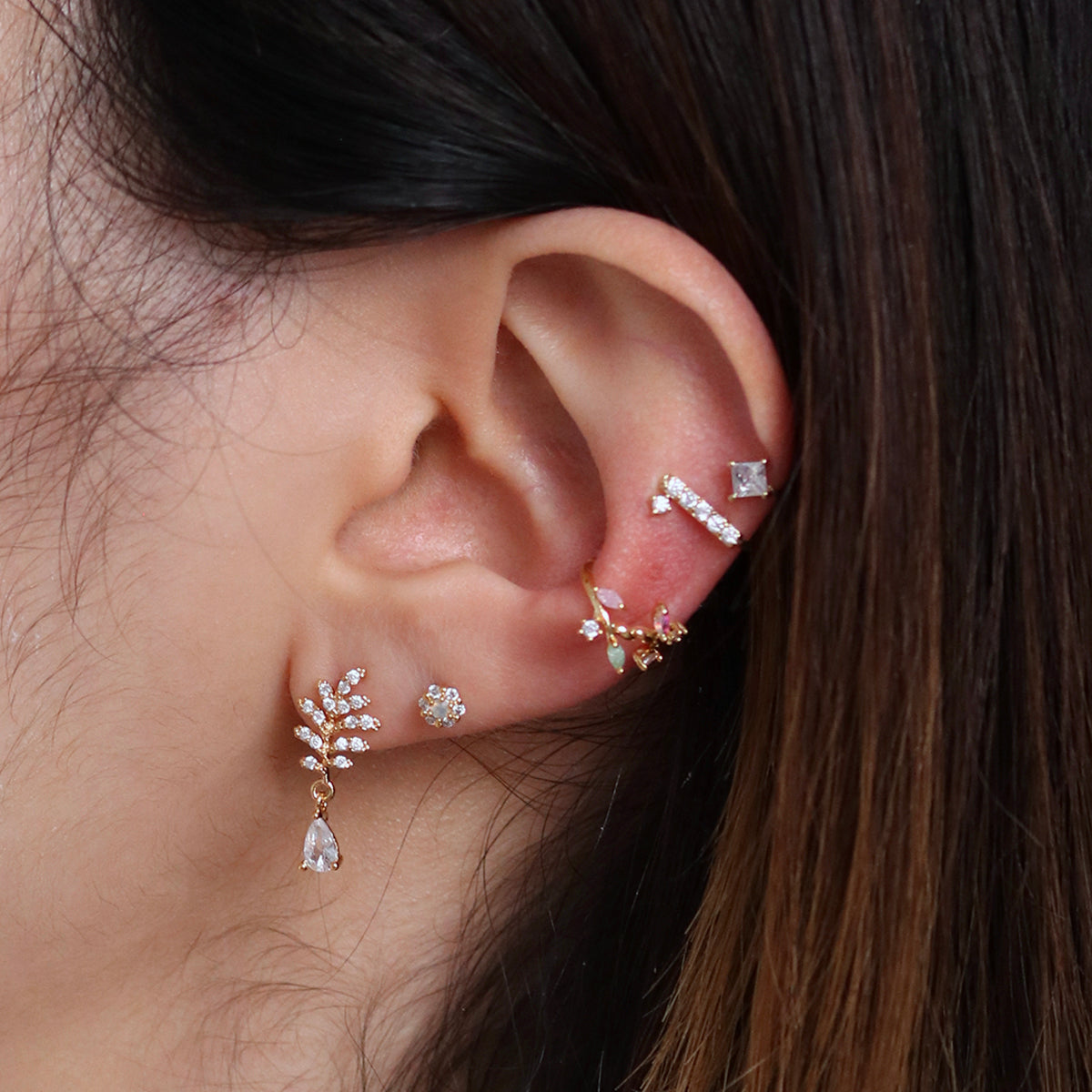 Relay Crystal Ear Cuff-4