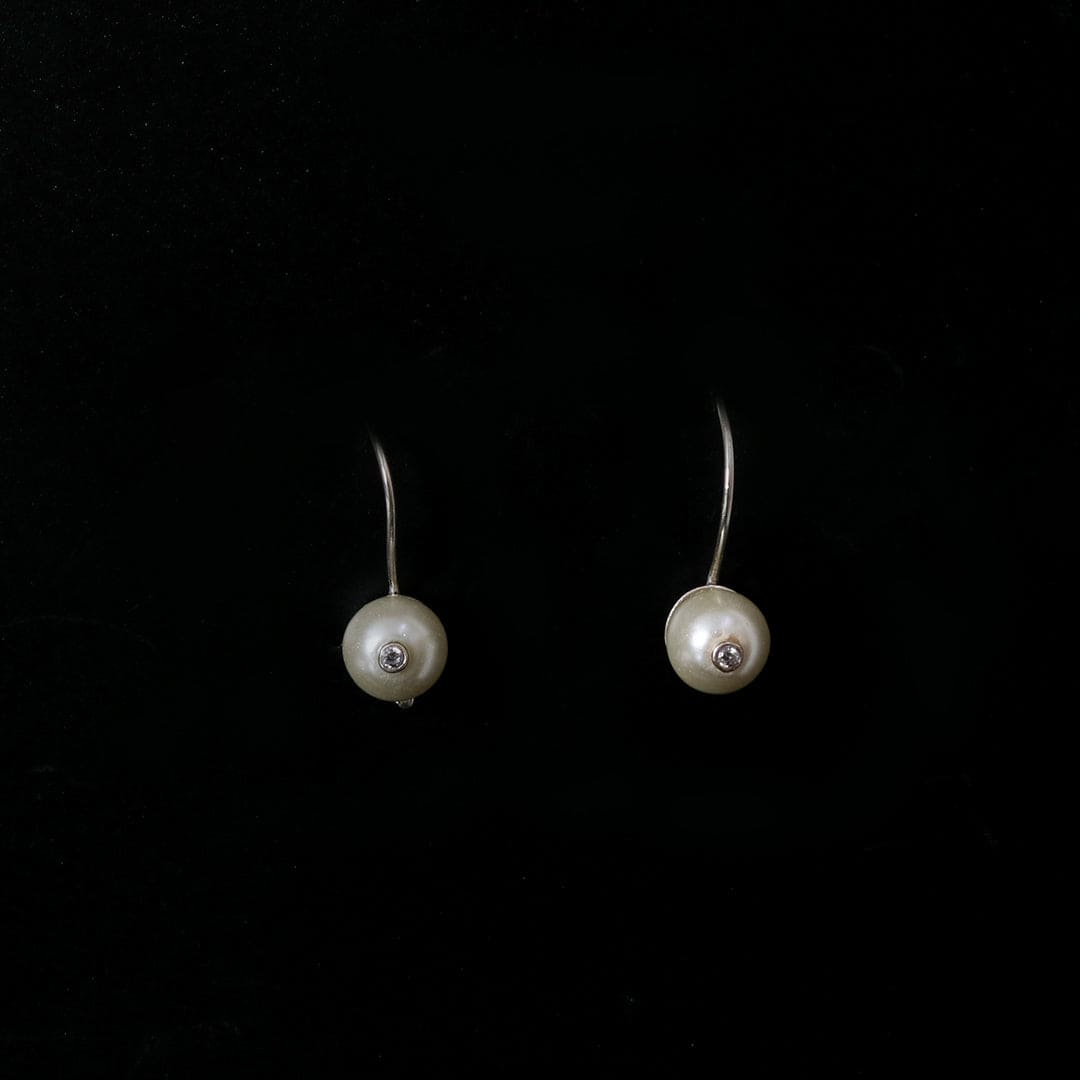 EARRING-1
