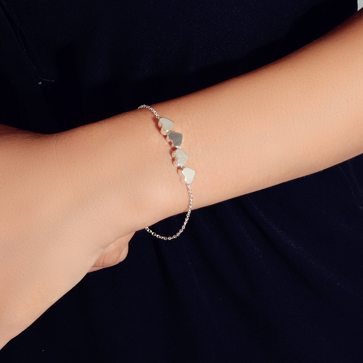 Nice Collection Minimalist Style Silver Chain Heart Charm Basic Women Bracelets-4