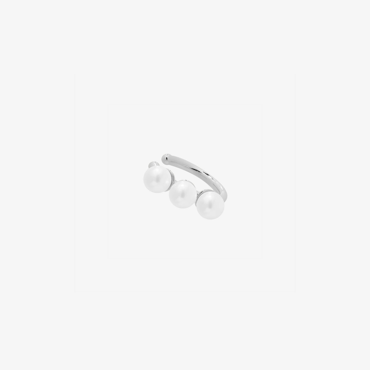 Triple Pearls Ear Cuff-4