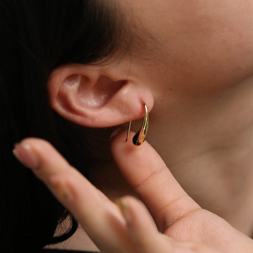 Tear drop earrings-1
