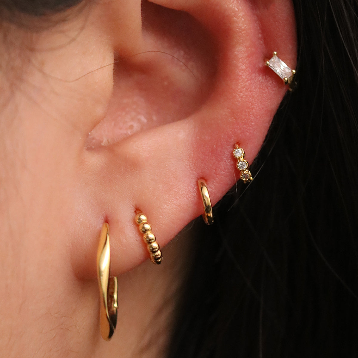 Square cubic huggie earring-2