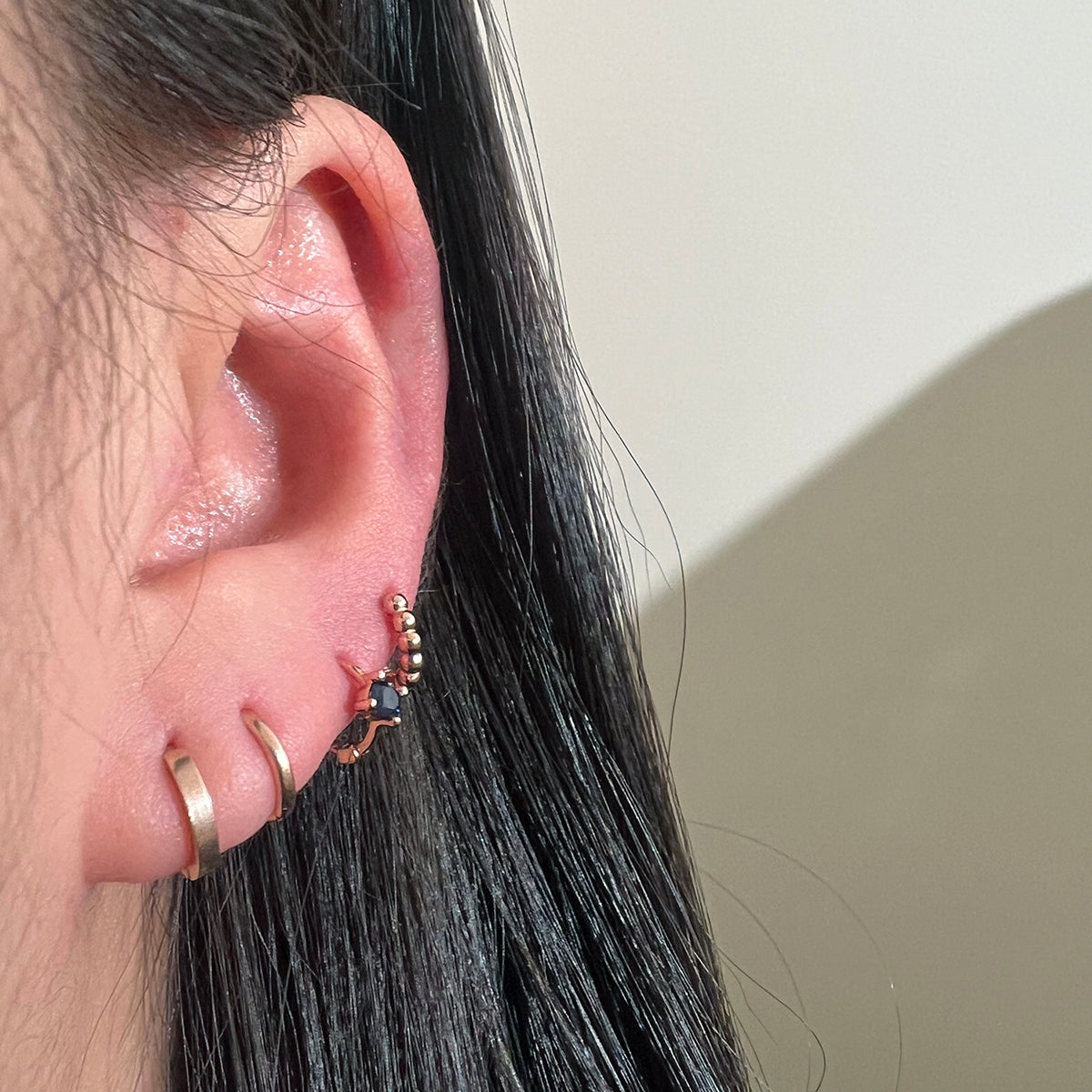 10mm Huggie Earring-2