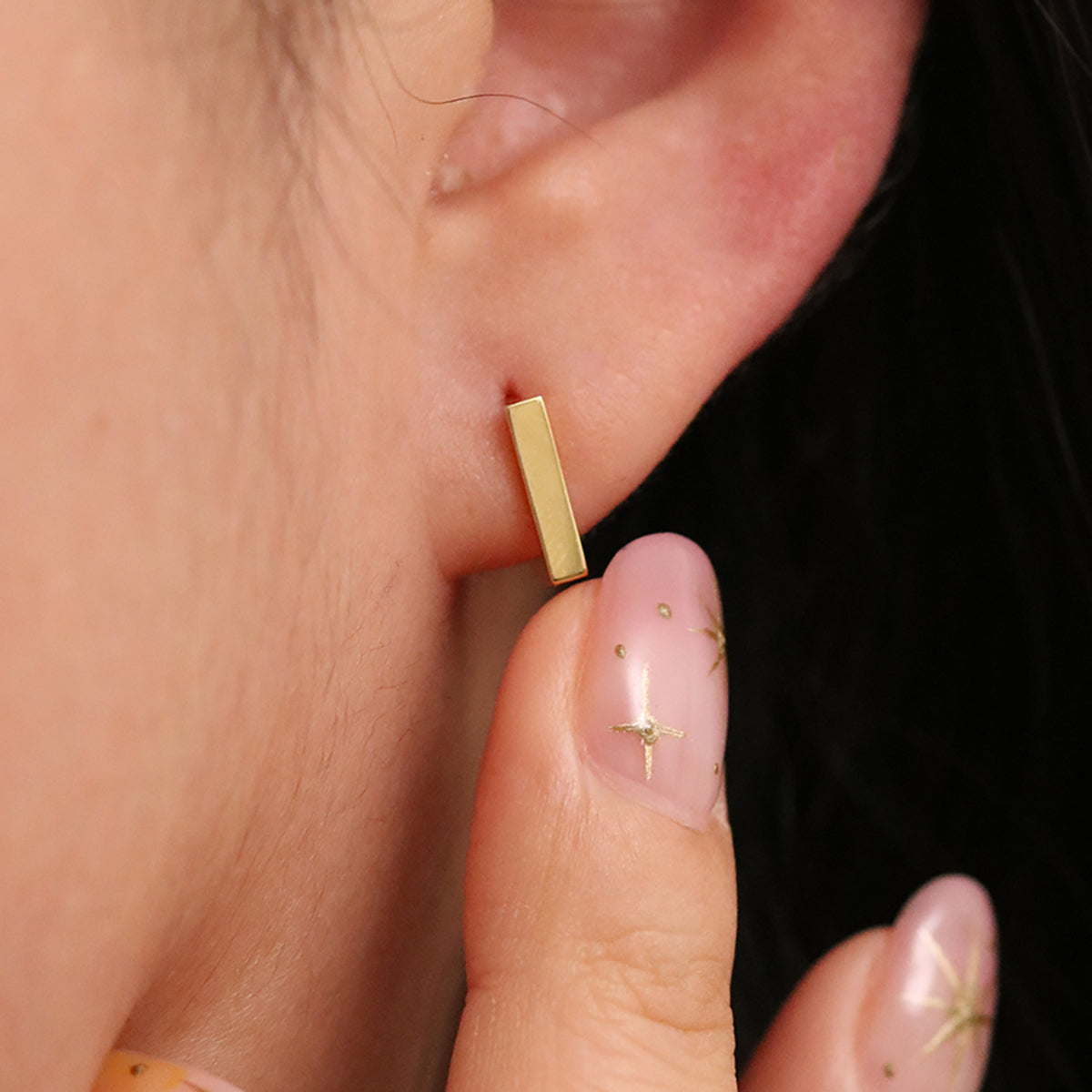 Block Square Huggie earrings-2