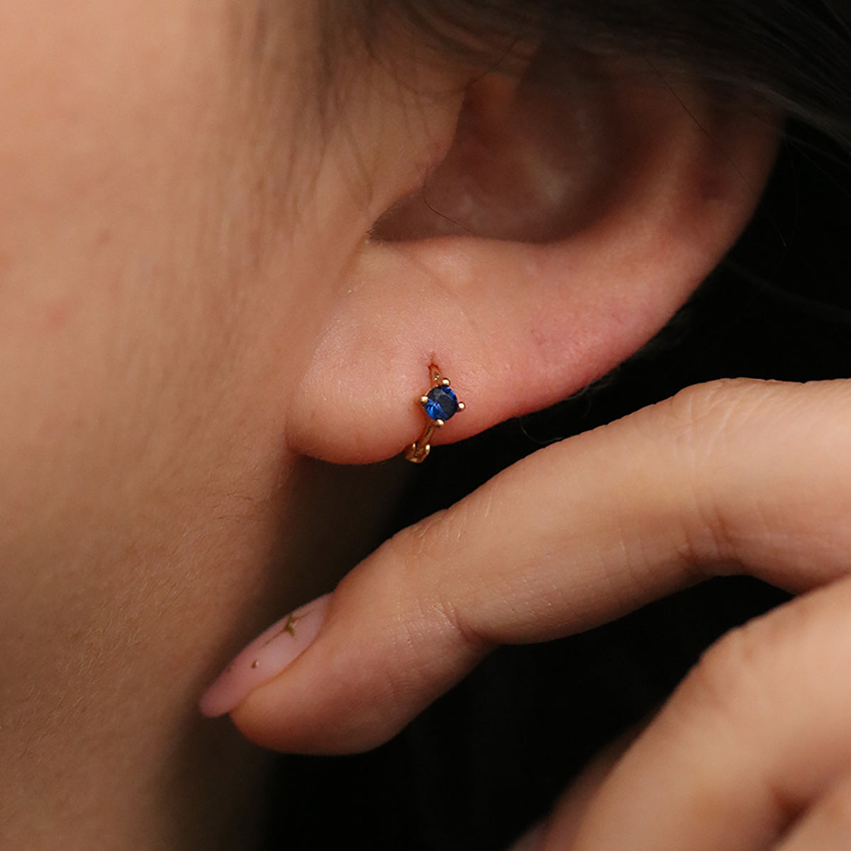 Single Lapis Lazuli Huggie Earring-1