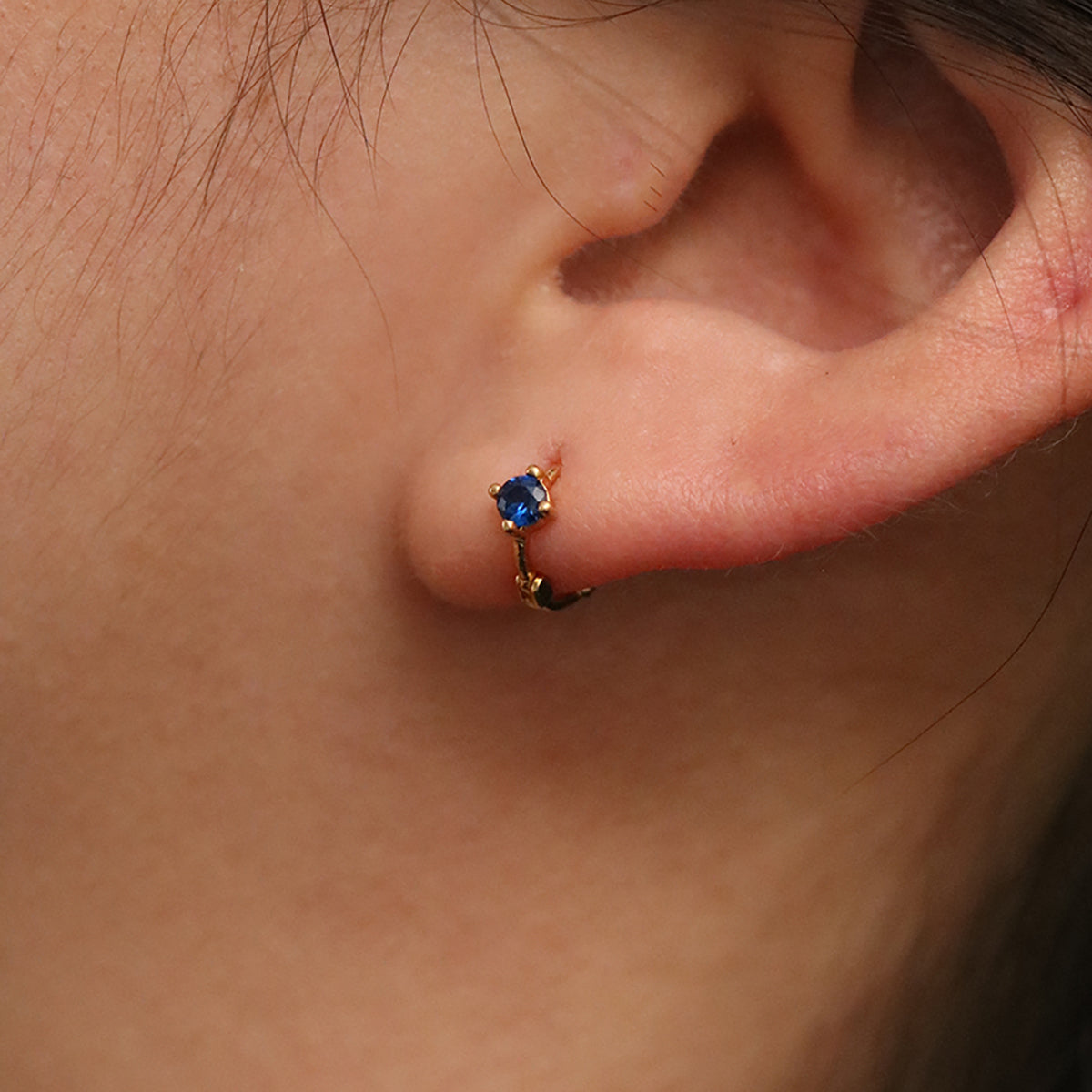 Single Lapis Lazuli Huggie Earring-2