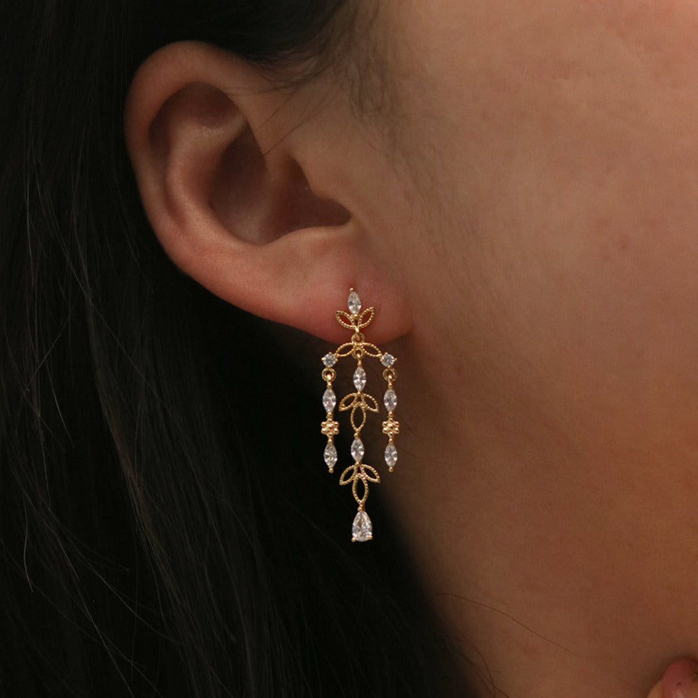 Chandelier laurel dangle earrings-1