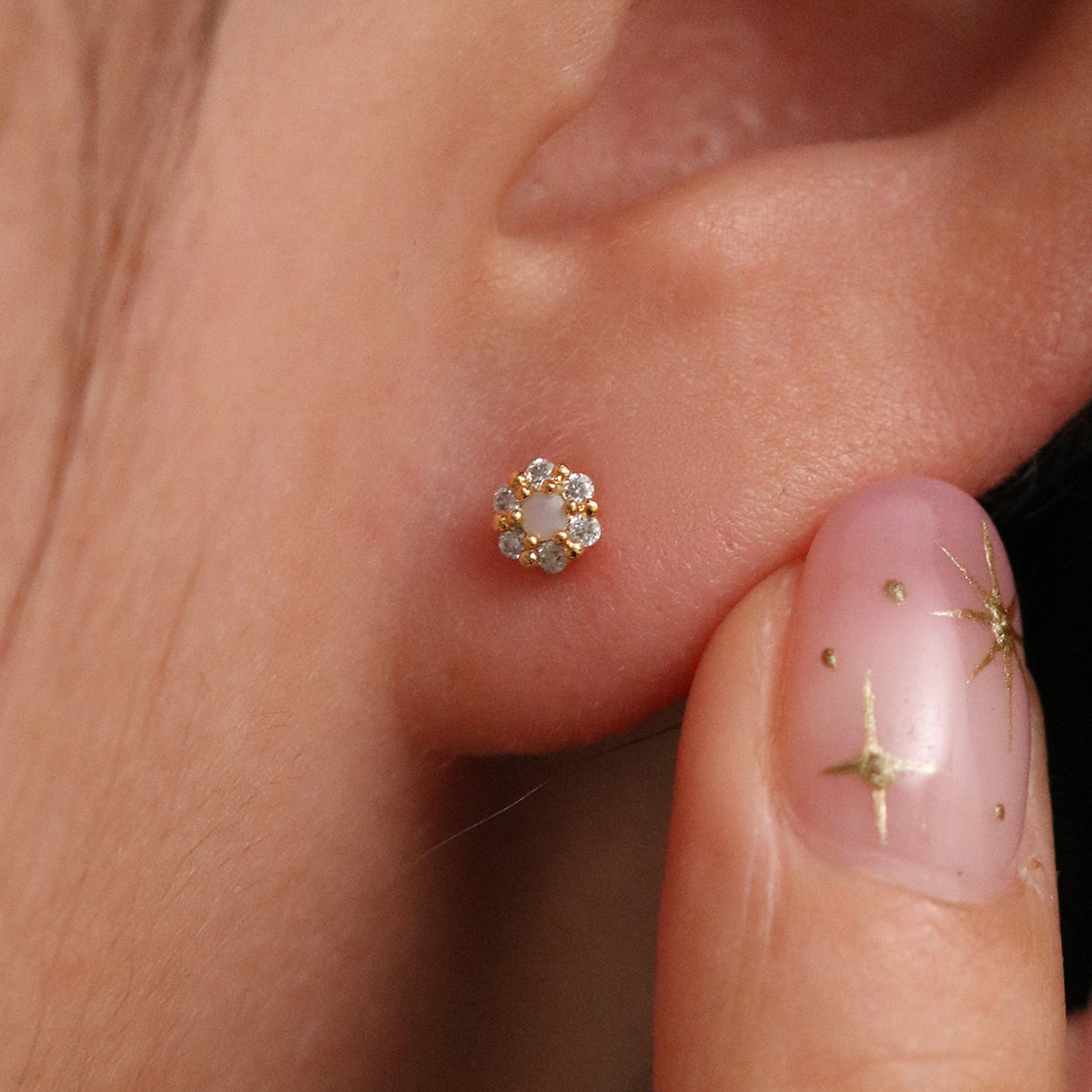 Tiny Flower Sparkle Earrings-1