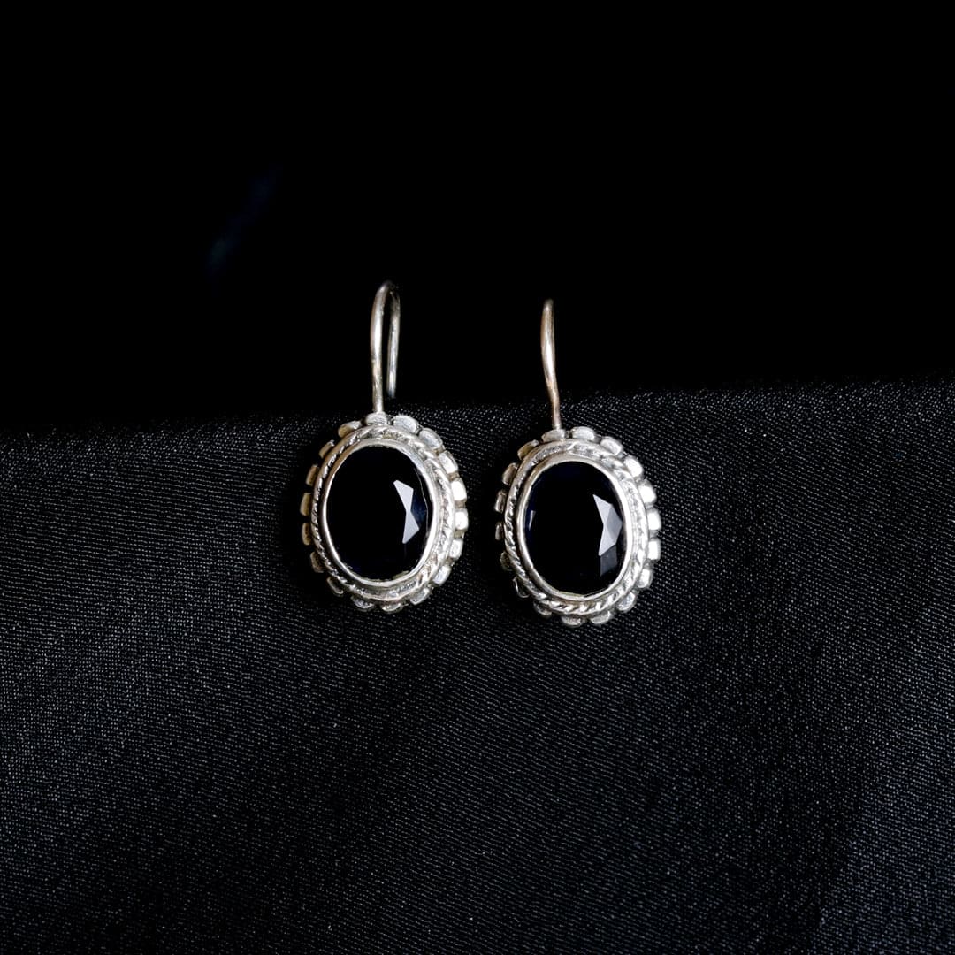 Small Hoops Earrings-1