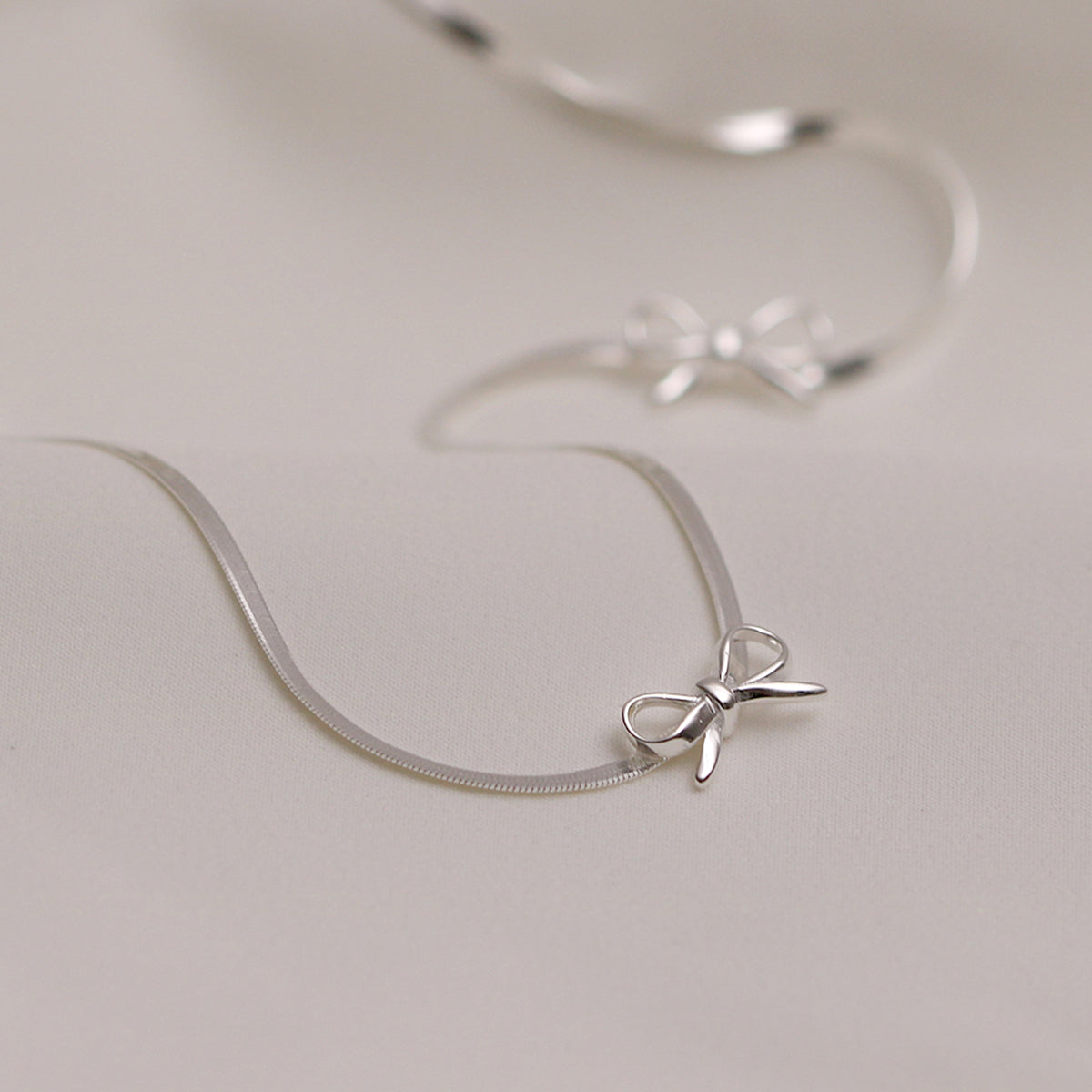 Bow snake chain necklace-1