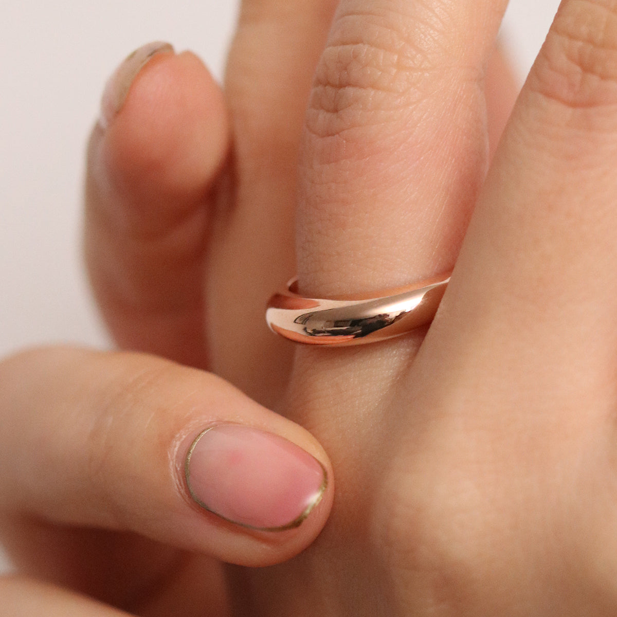 Oval Shaped Volumed Band Ring-3