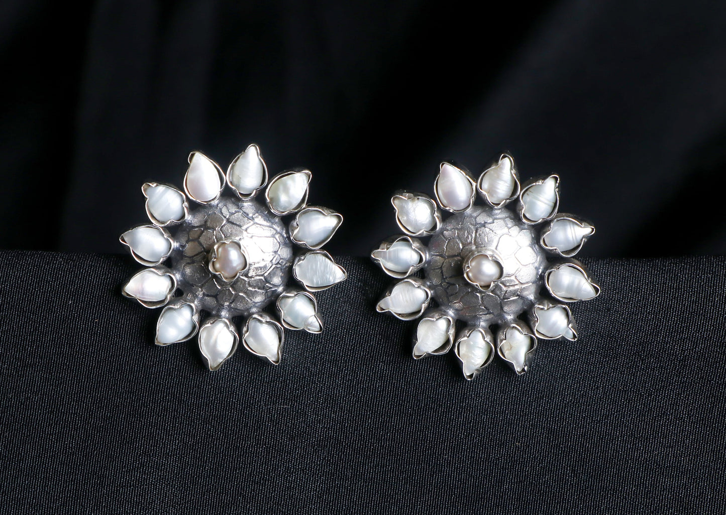 Round Pearl Studds-4