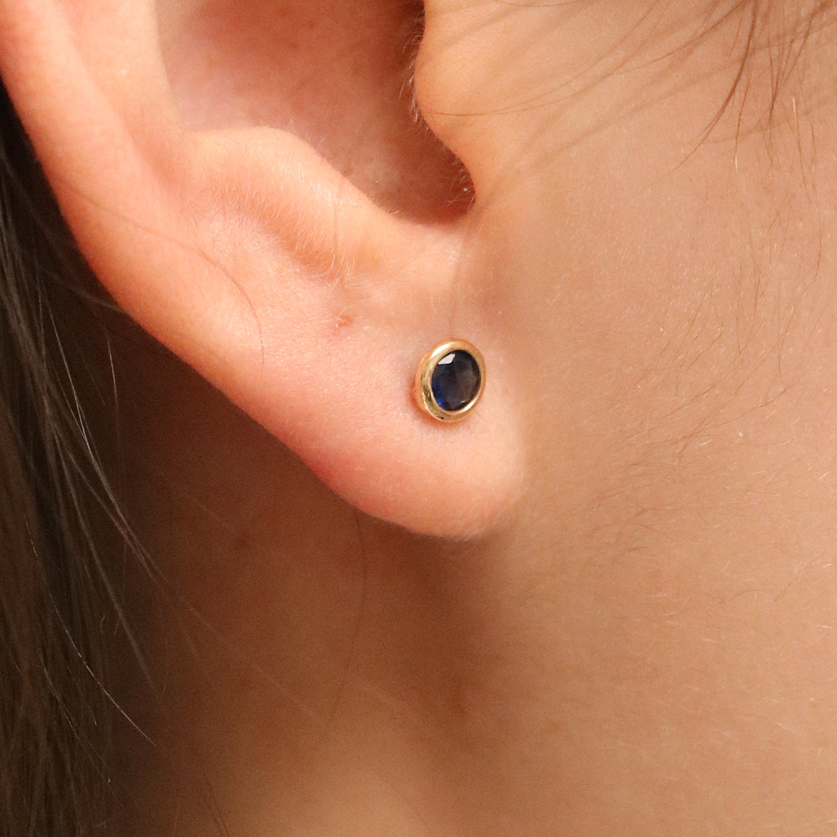 Sapphire studs-2