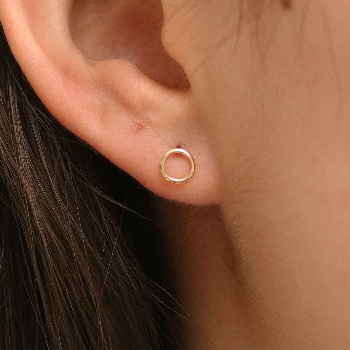 Simple circle studs-1