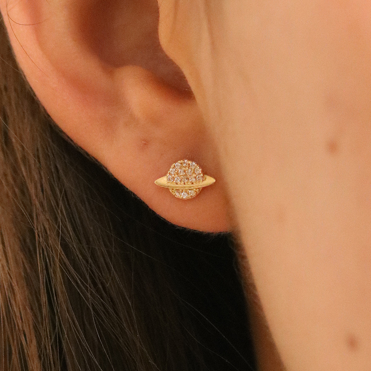 Cubic saturn studs-1