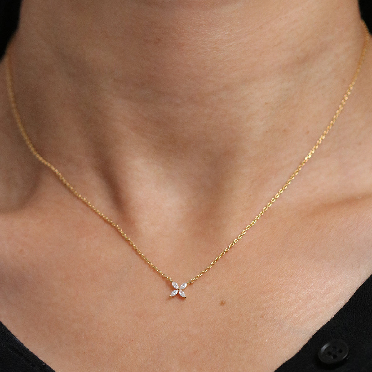 Windmill flower necklace-1