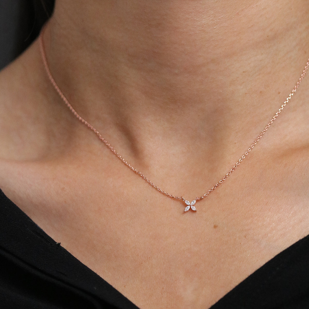 Windmill flower necklace-3