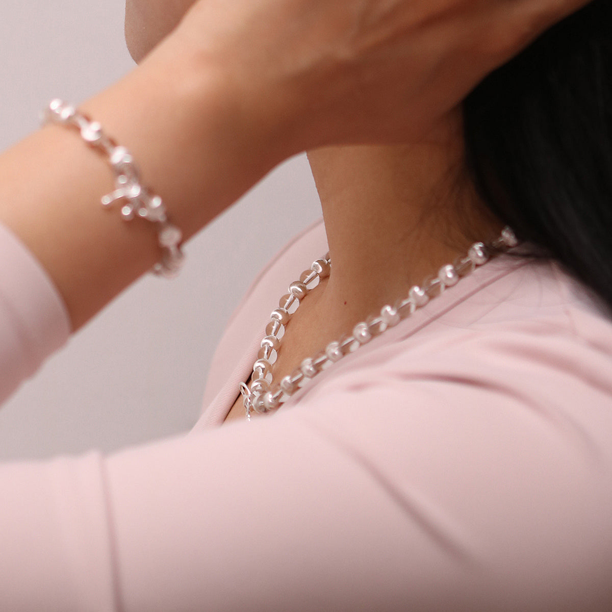 Beaded Bow Necklace-1