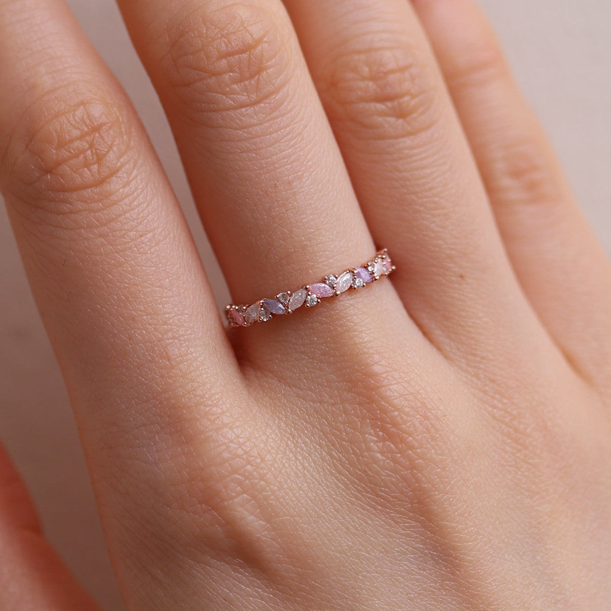 Colourful Cubic Ring-4