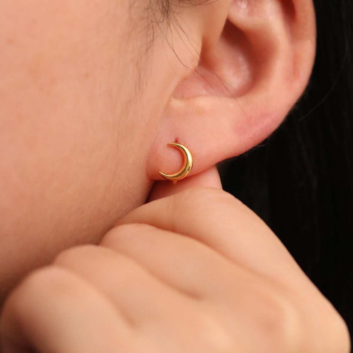 Crescent huggie earrings-2