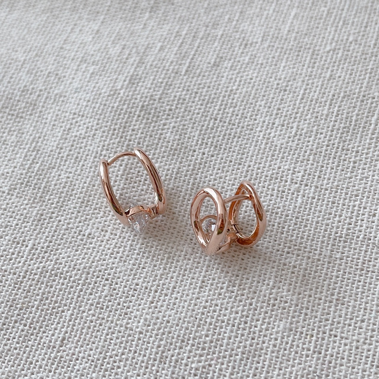 Cubic oval huggie earrings-2