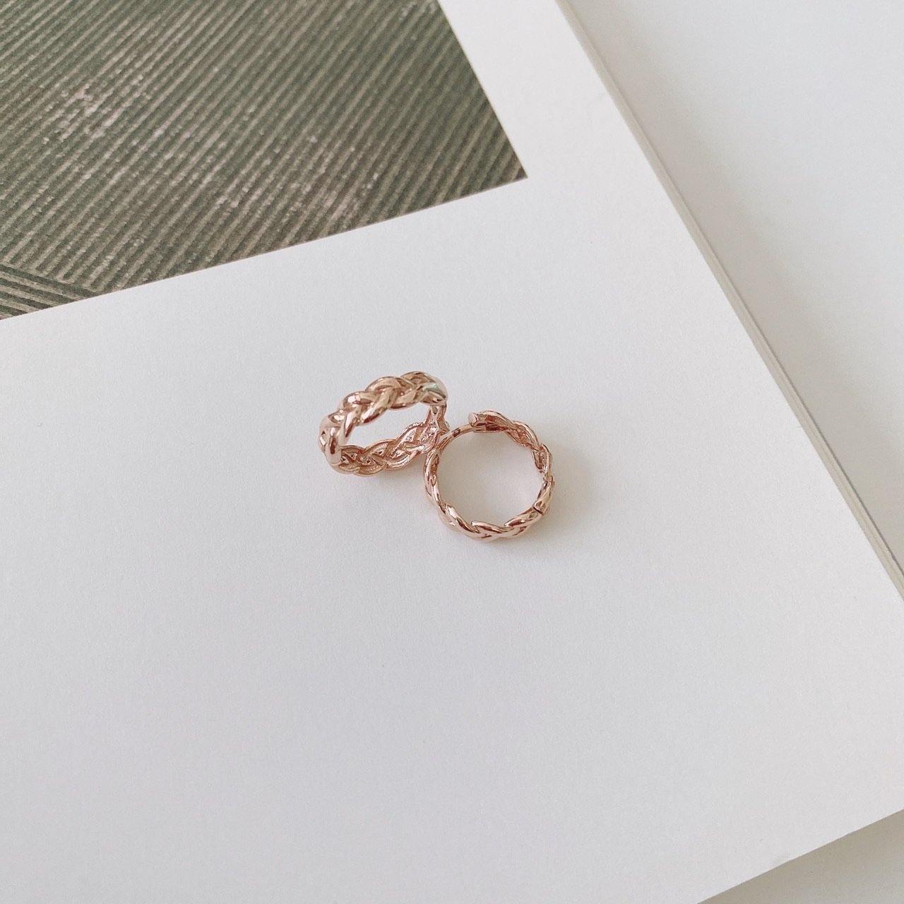 15mm knot huggie earrings (pair)-2
