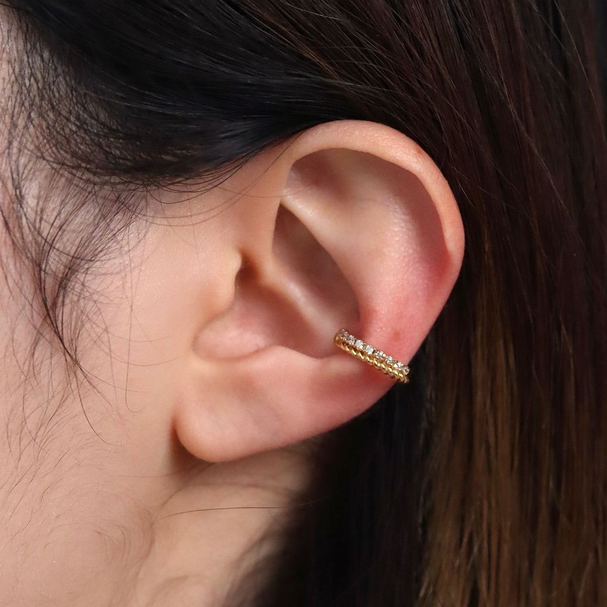 Simple Line Sparkle Ear Cuff-1