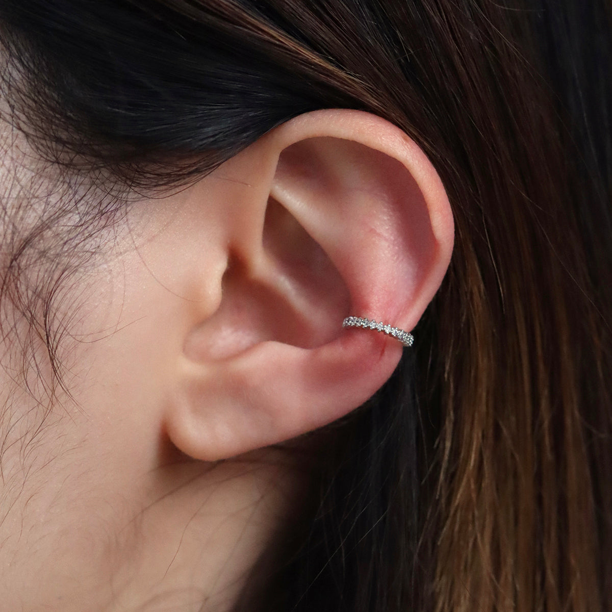 Simple Sparkle Ear Cuff-2