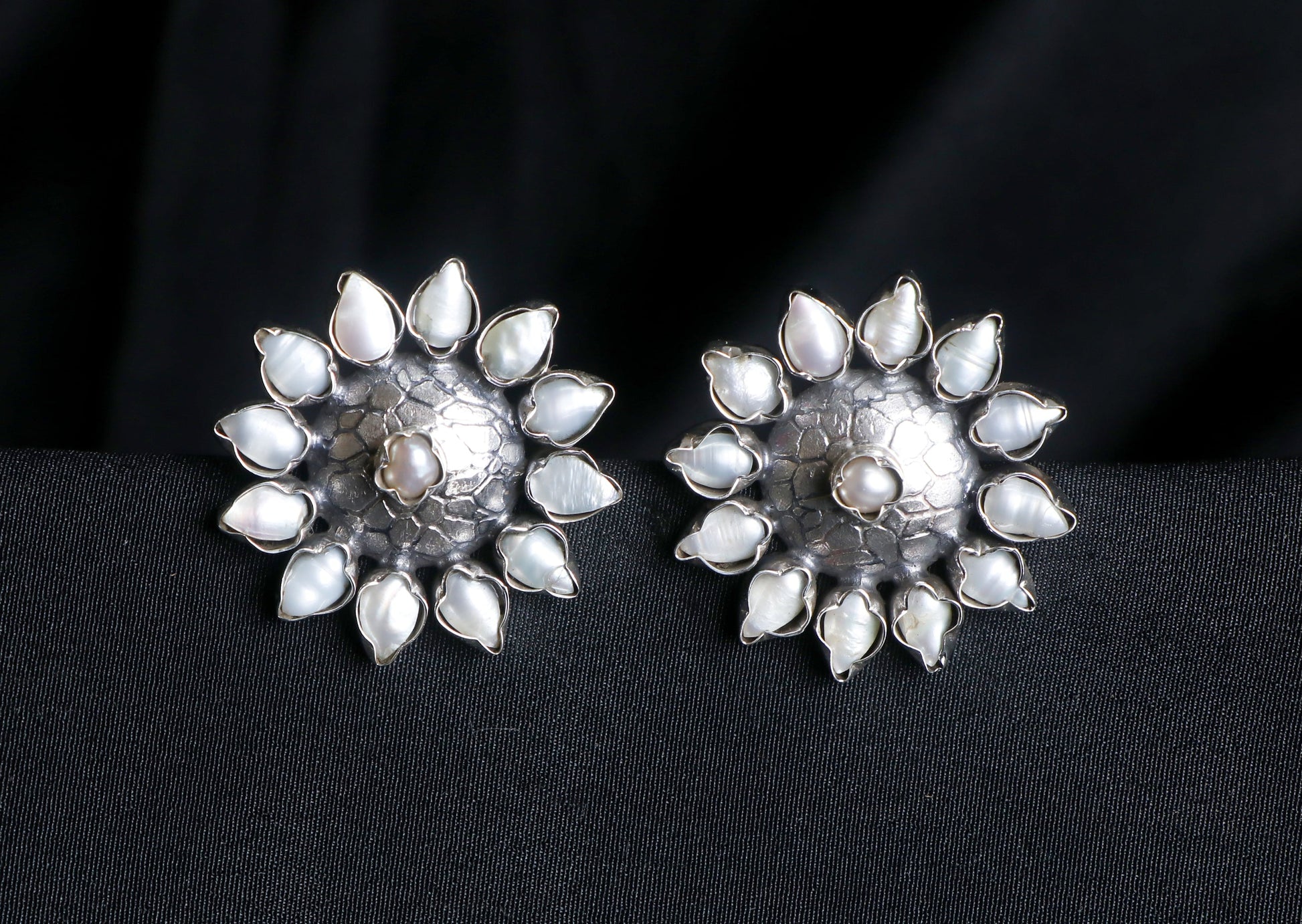 Round Pearl Studds-4